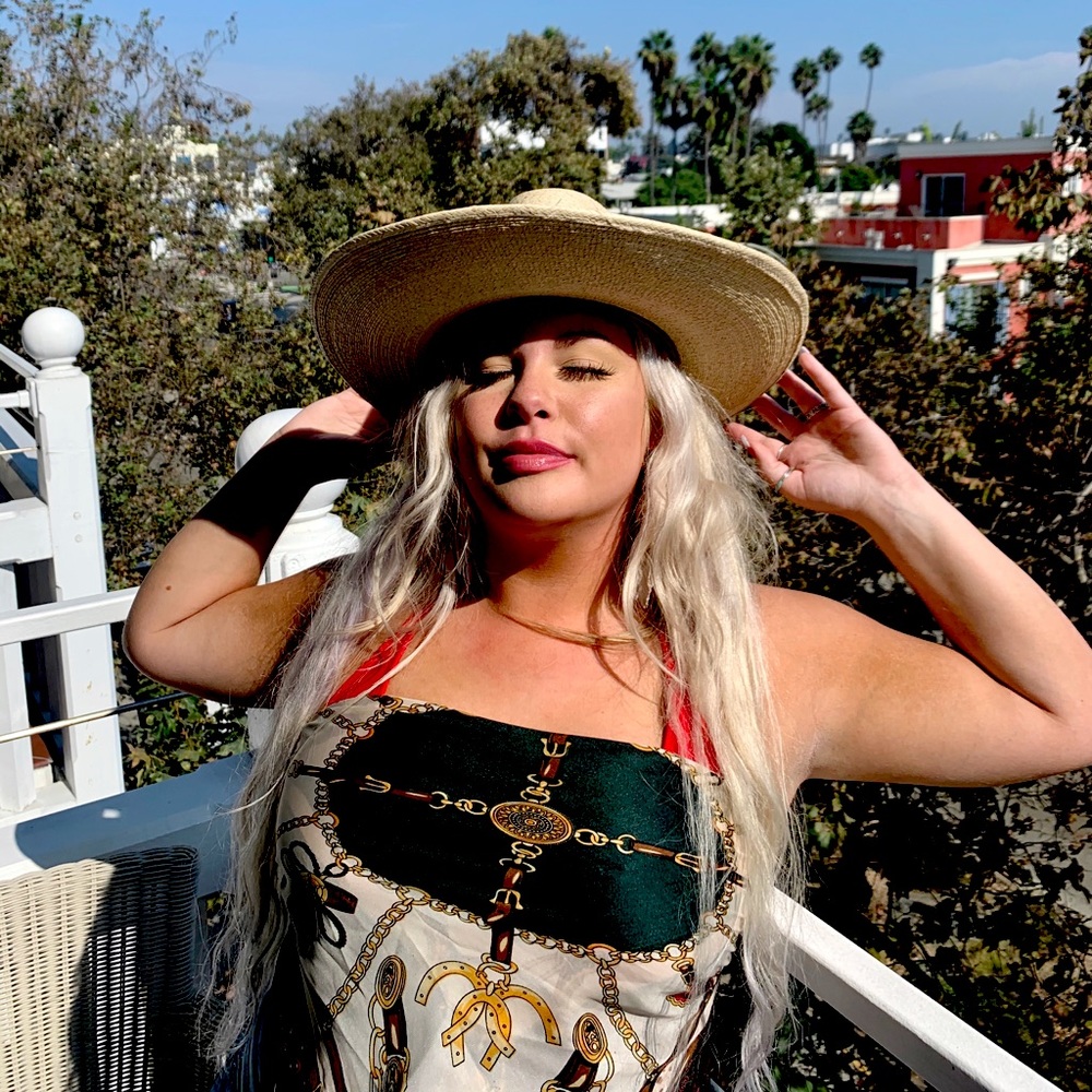 Meet your Posher, Chandler